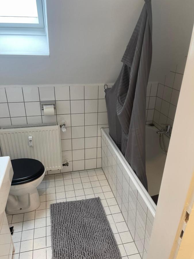 25 Qm Ferienwohnung Neuss Furth ภายนอก รูปภาพ